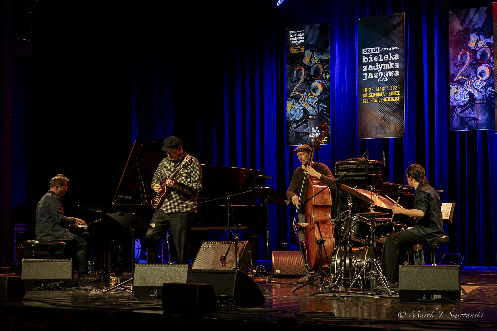 Aaron Parks Trio & Kurt Rosenwinkel — jazz photo by Marek J. Śmietański | All About Jazz