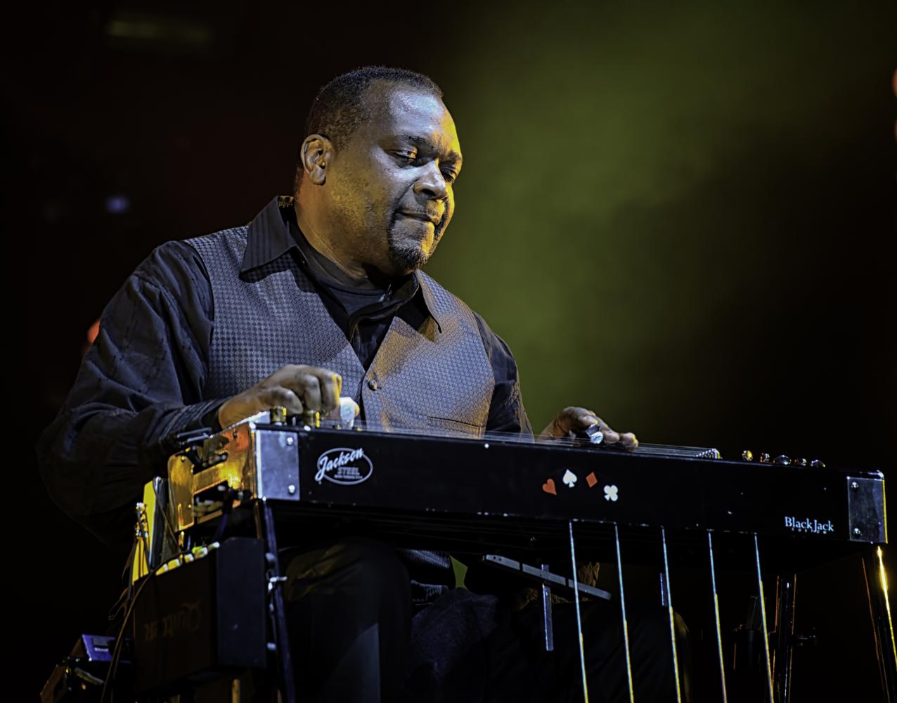 Darick Campbell with the Campbell Brothers at the Montreal International Jazz Festival 2016