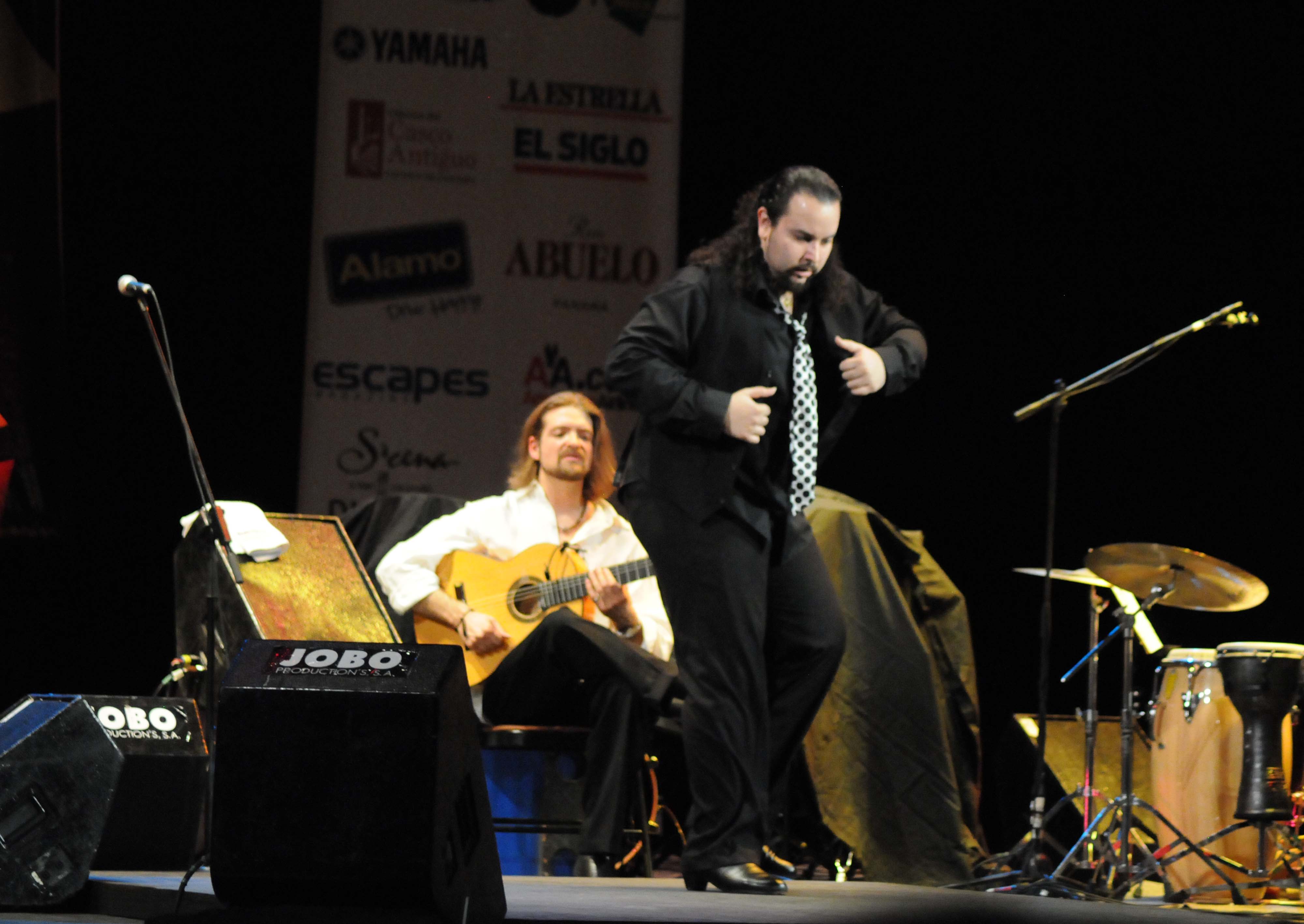 Juanito and Su Nuevo Flamenco — jazz photo by Toddi J Norum | All About Jazz
