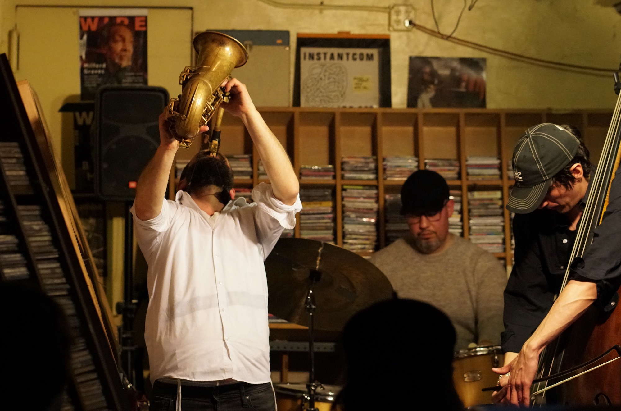 Yoni Kretzmer, Downtown Music Gallery, NYC, 8 April 2025 — jazz photo by ell D. | All About Jazz