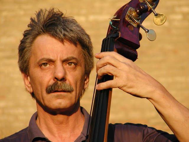 Ares Tavolazzi