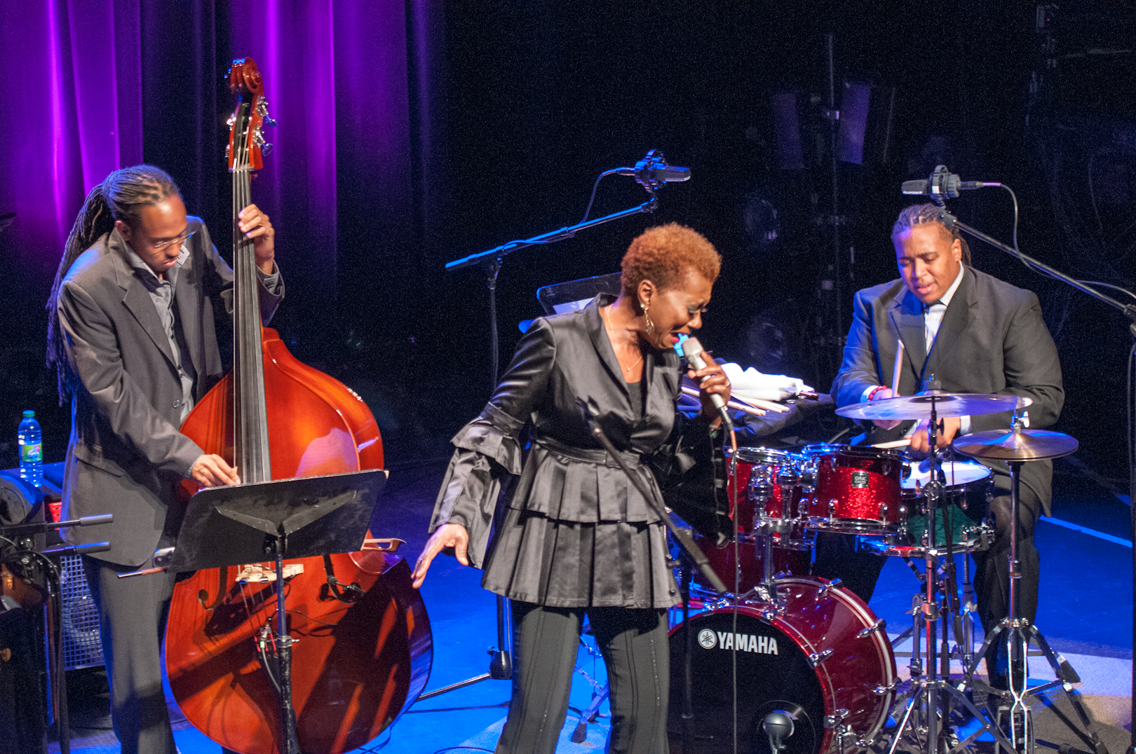 Corcoran Holt, Carmen Lundy and Jamison Ross at the Montreal International Jazz Festival