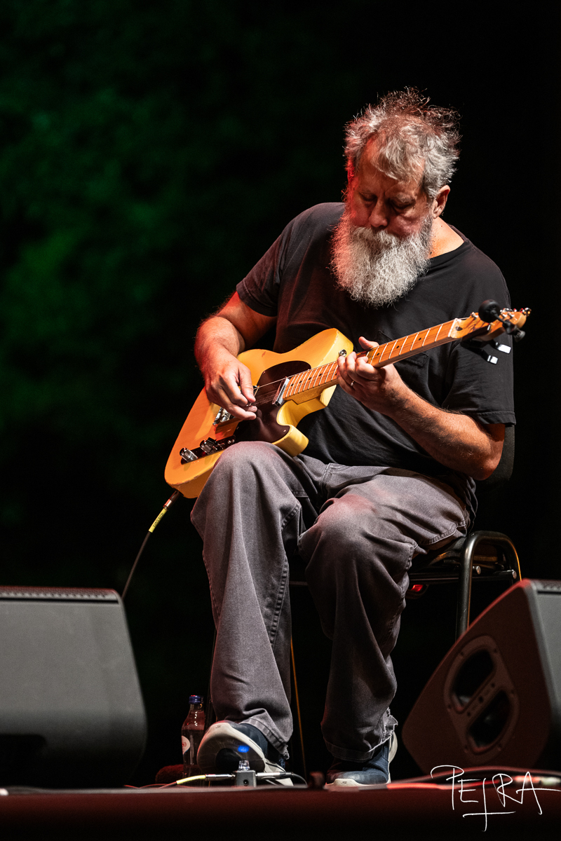 Bill Orcutt Guitar Quartet / Four Guitars