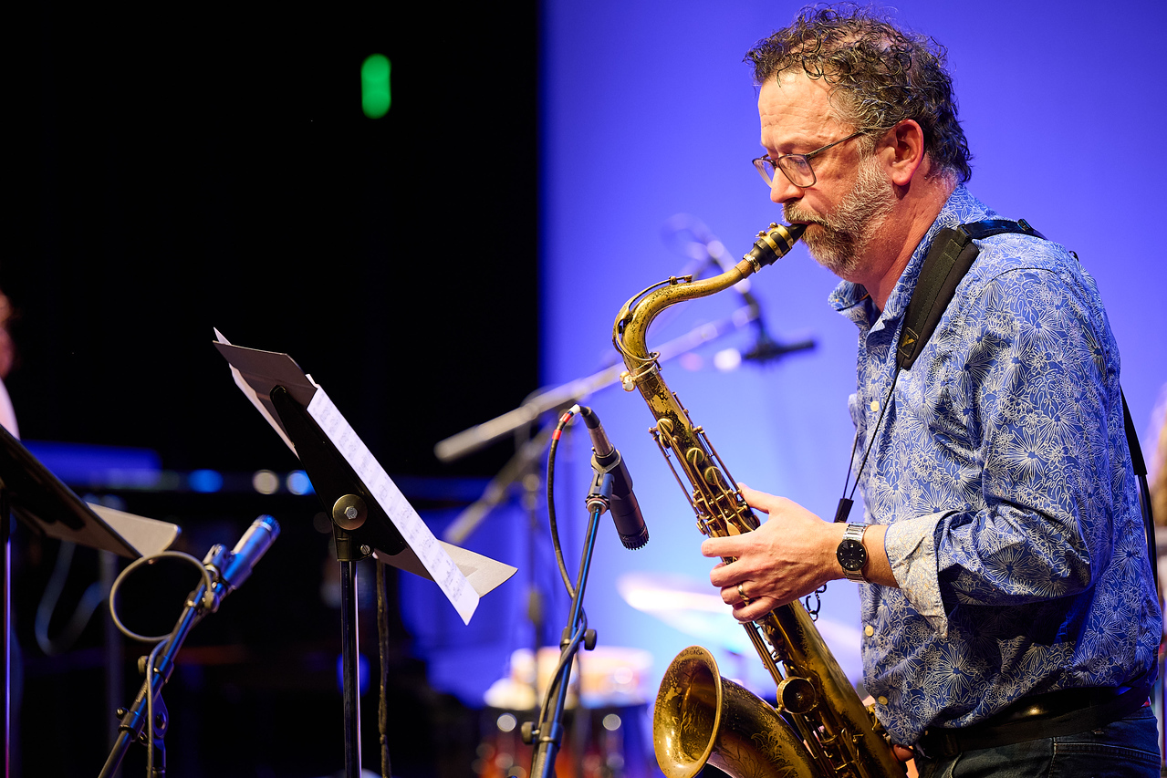 Eric Barber, Francisco Mela, Chi-wei Lo, Akiva Jacobs