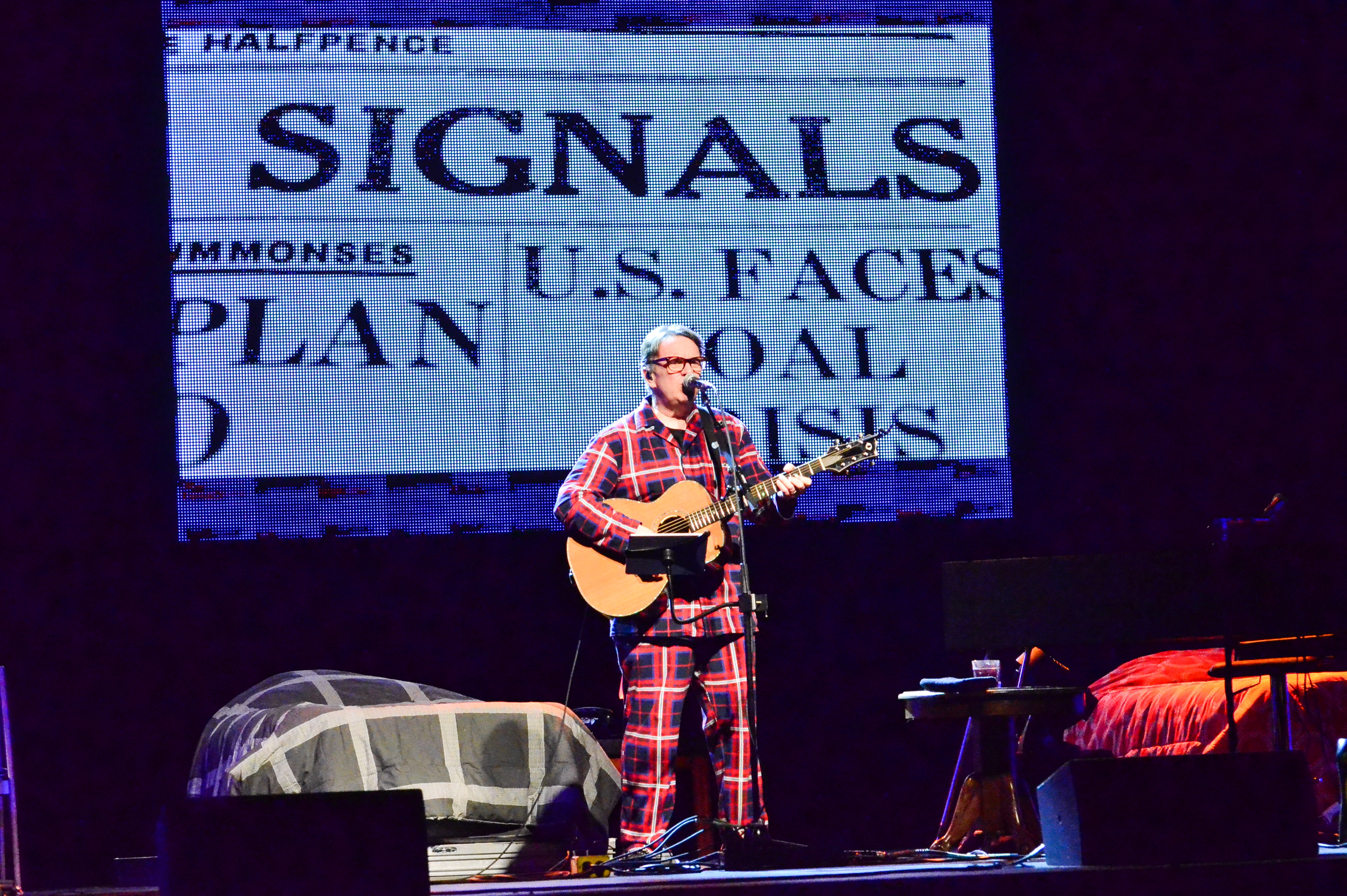 Difford & Tillbrook at the Paramount in Huntington on 12-12-2015.