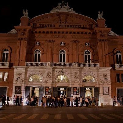 Teatro Petruzzelli, Bari