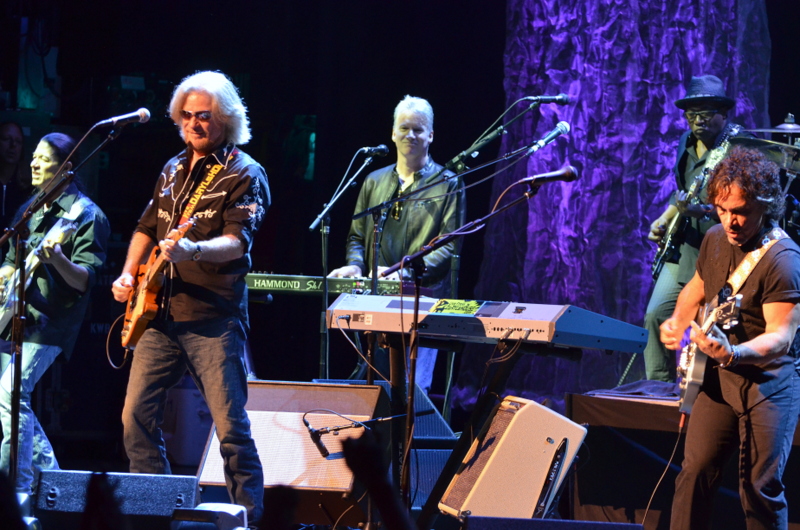 Hall & oates , nyc, beacon theatre, 9-23-2013