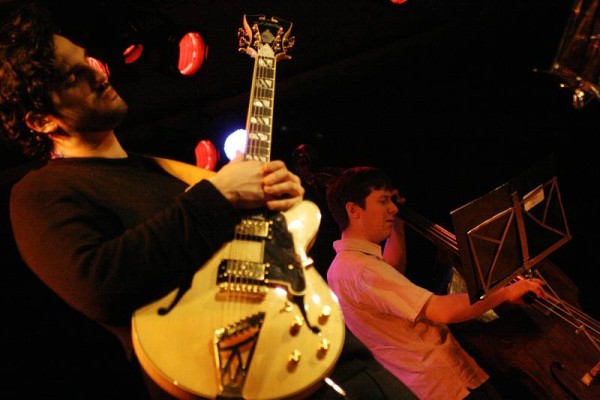 Scott Dubois and Thomas Morgan with the "Scott Dubois Quartet" at the Sud Des Alpes, Amr, Geneva, Switzerland, March 2006