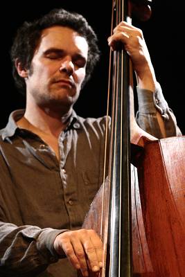 Banz Oester with "Quartier Lointain Feat. Banz Oester" at L'Ecurie, Geneva, Switzerland, 2005