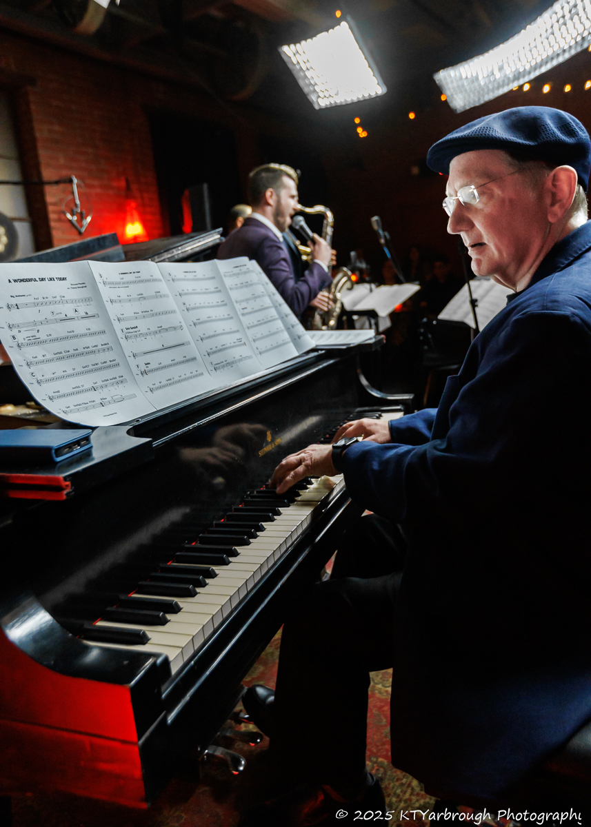 Christian Wiggs in Concert – Songs from Broadway & Cinema