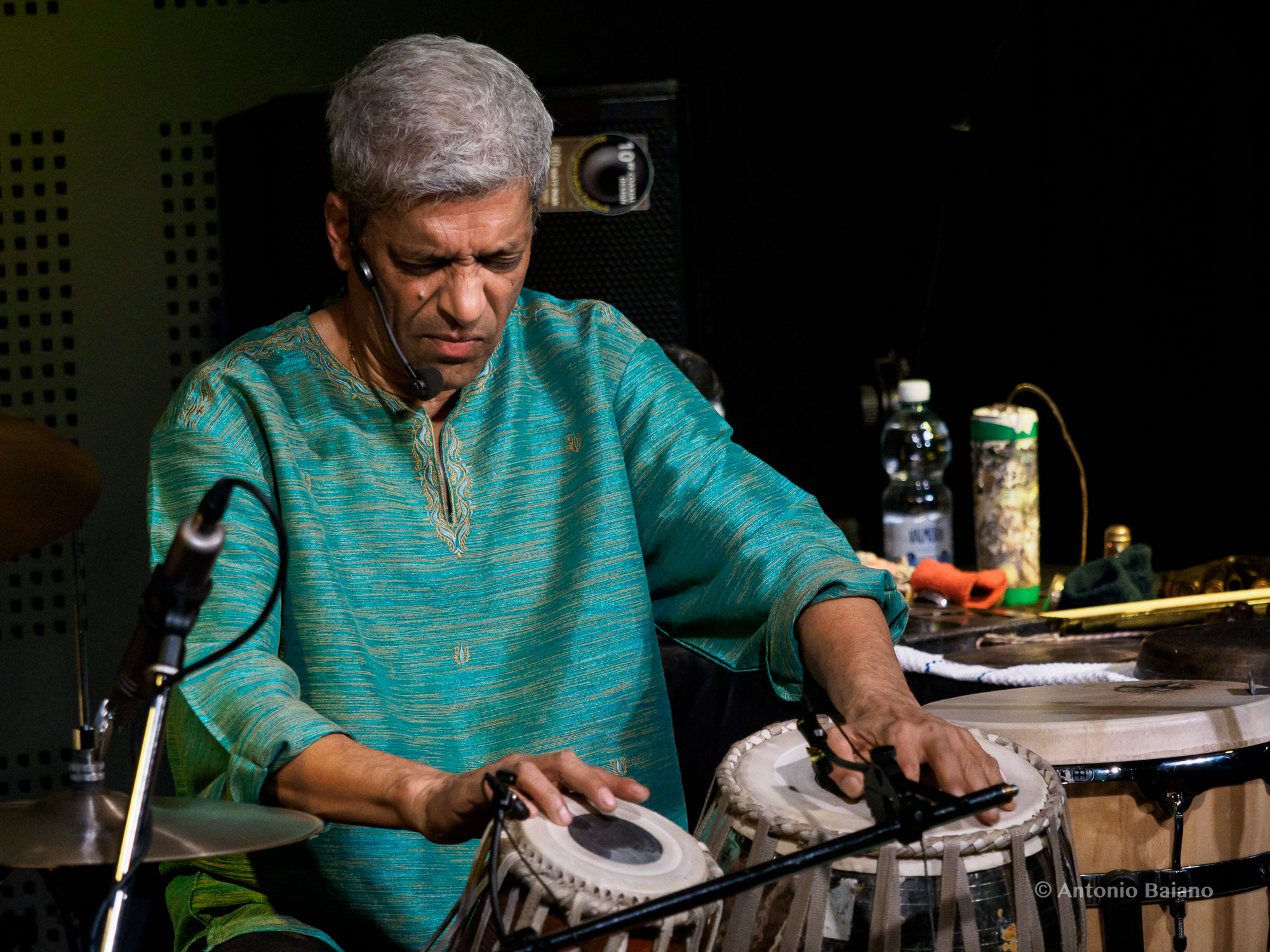 Trilok Gurtu - Solo concert