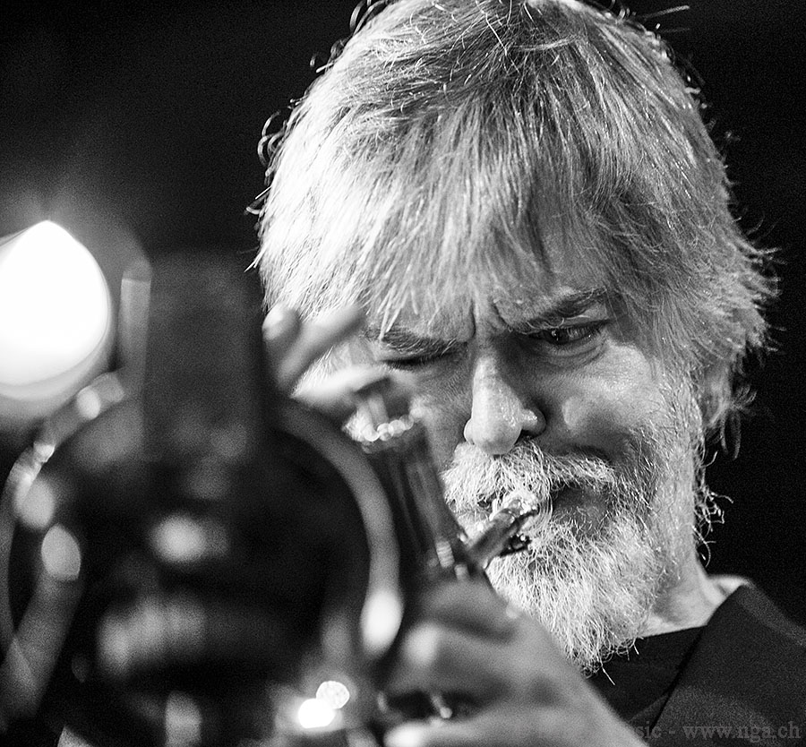 Tom Harrell