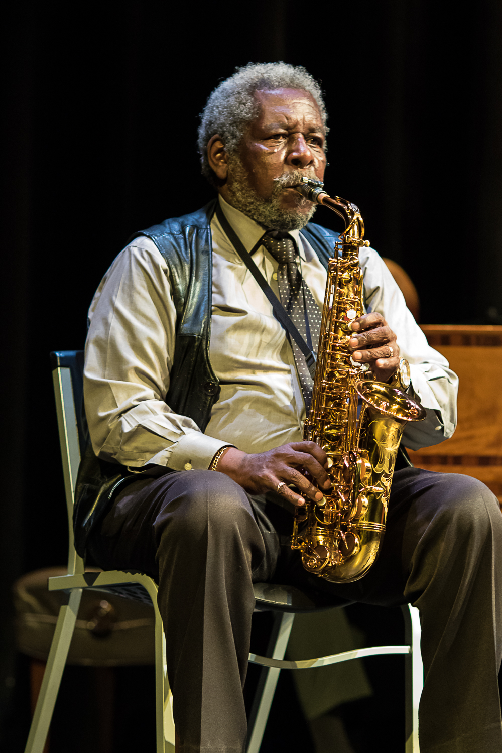 Carl Grubbs performing at the BMA with winning Baker Artist in 2017