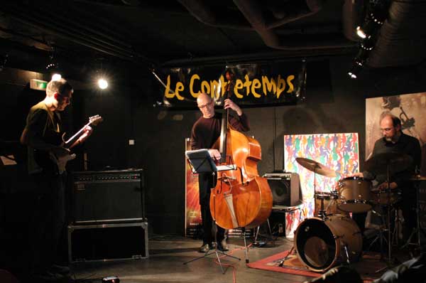 "Groove Jazz Trio" at le Contretemps, Geneva, Switzerland, 2005