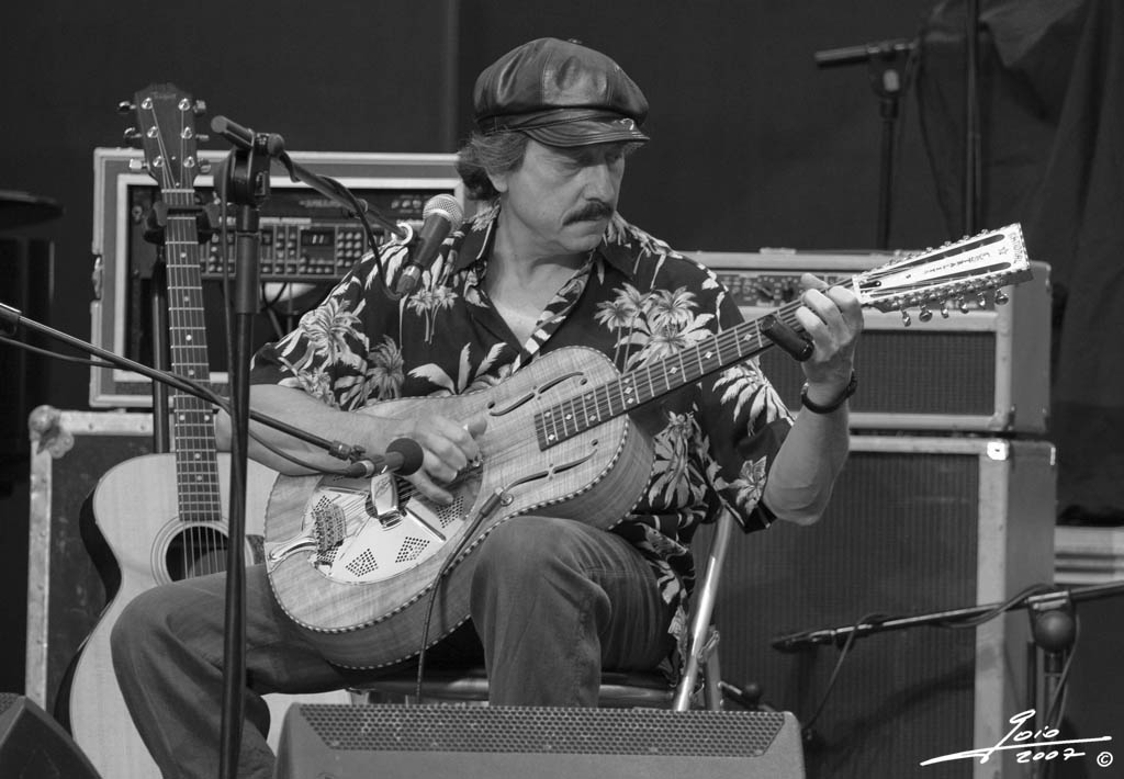 Alex -Guitar-Garcia-2007