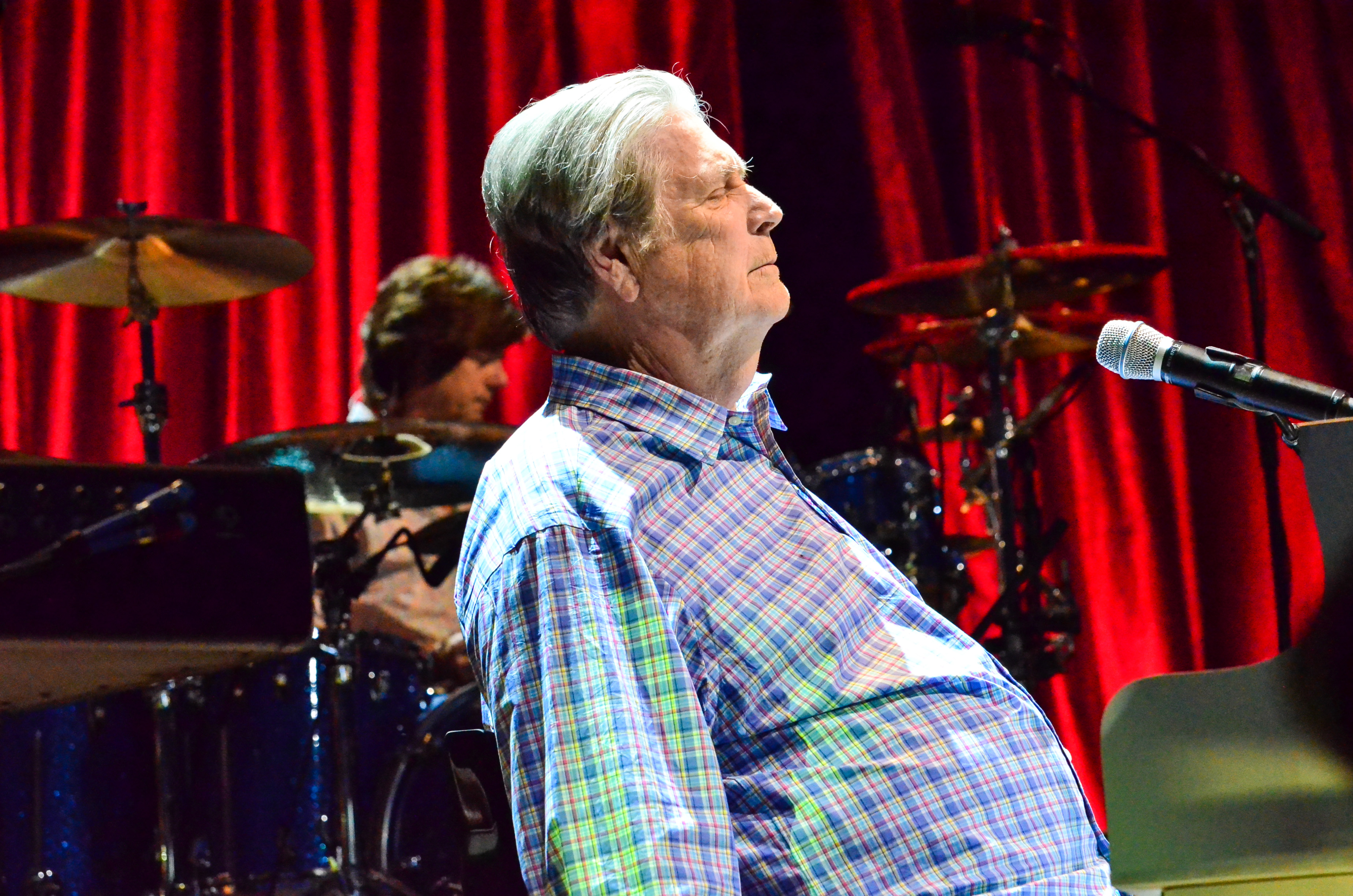 Brian Wilson at Nikon at Jones Beach on 6-30-2015.