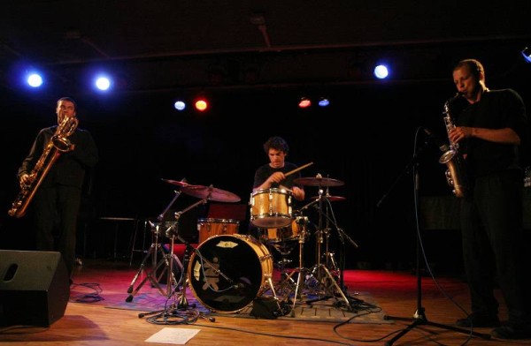 Aina Rakotobe, Nelson Schaer and Manuel Gesseney with "NK" at the Sud Des Alpes, Amr, Geneva, Switzerland, May 2006