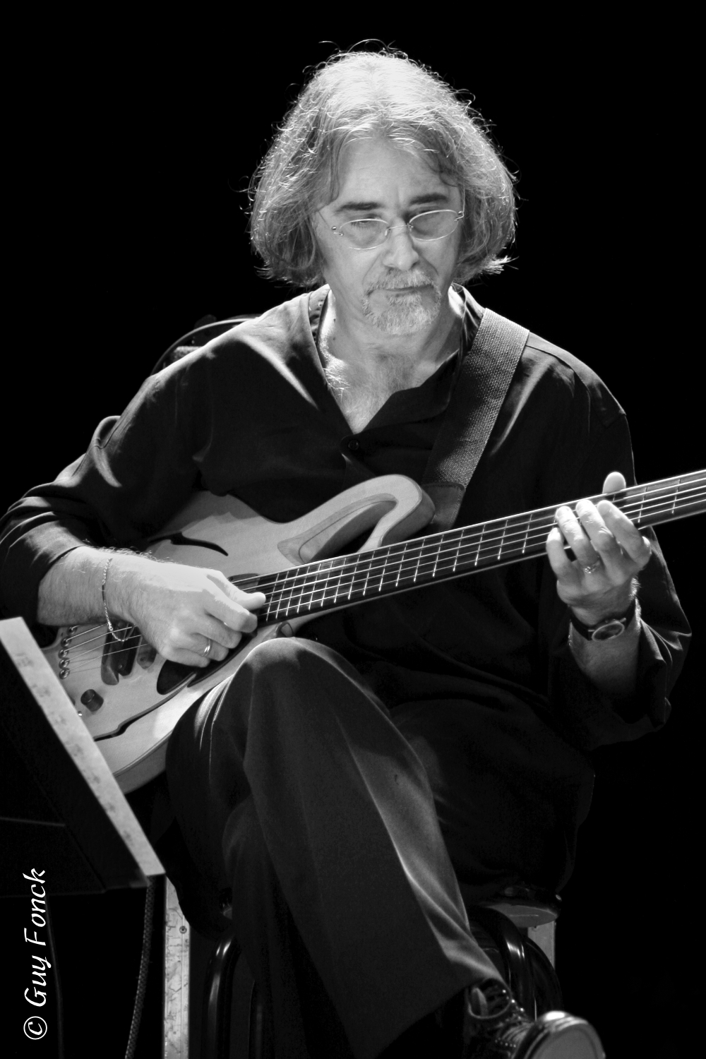 Carles Benavent 2005 — jazz photo by Guy Fonck | All About Jazz