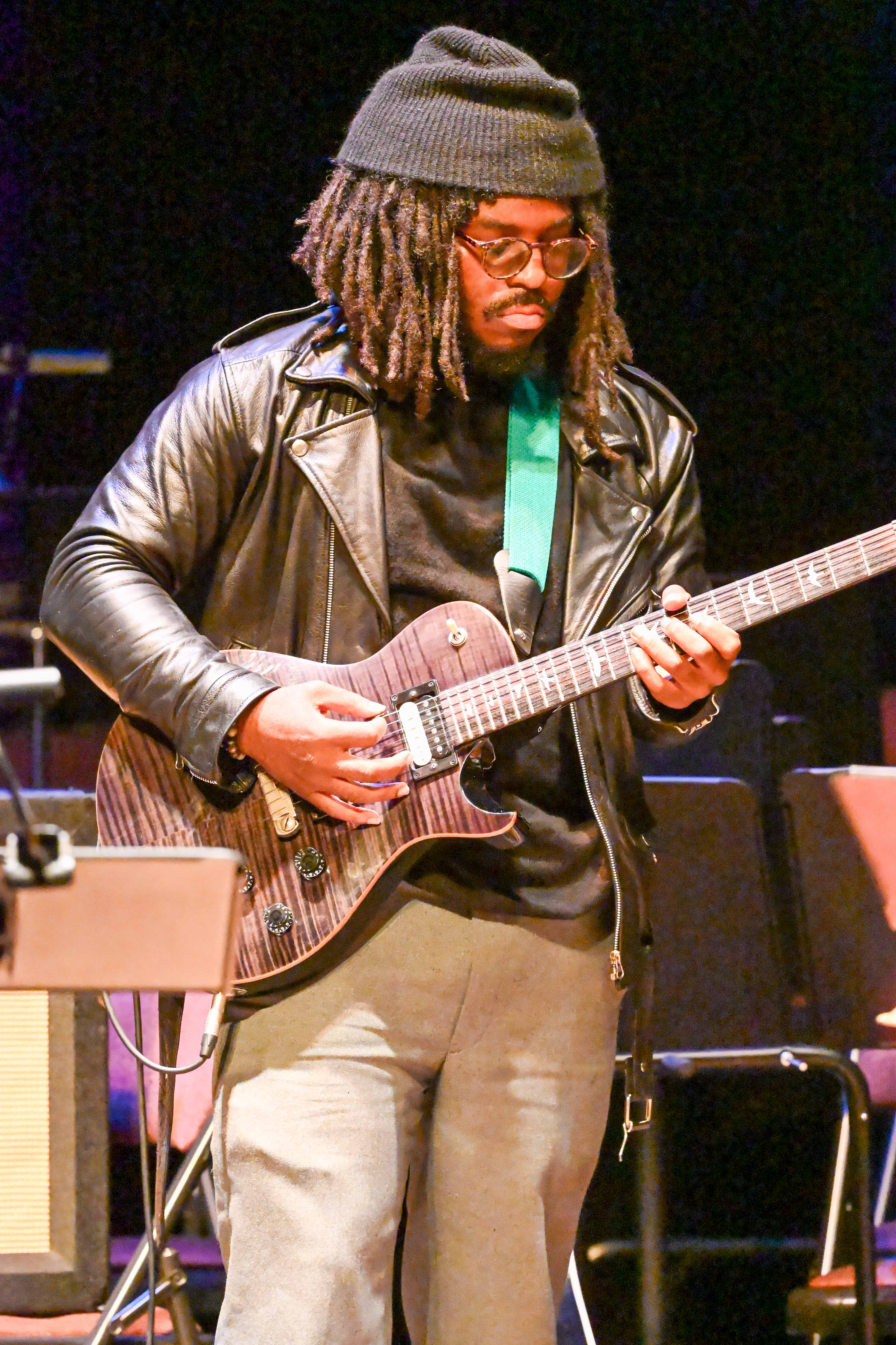 VA Experiment Quartet band - bassist