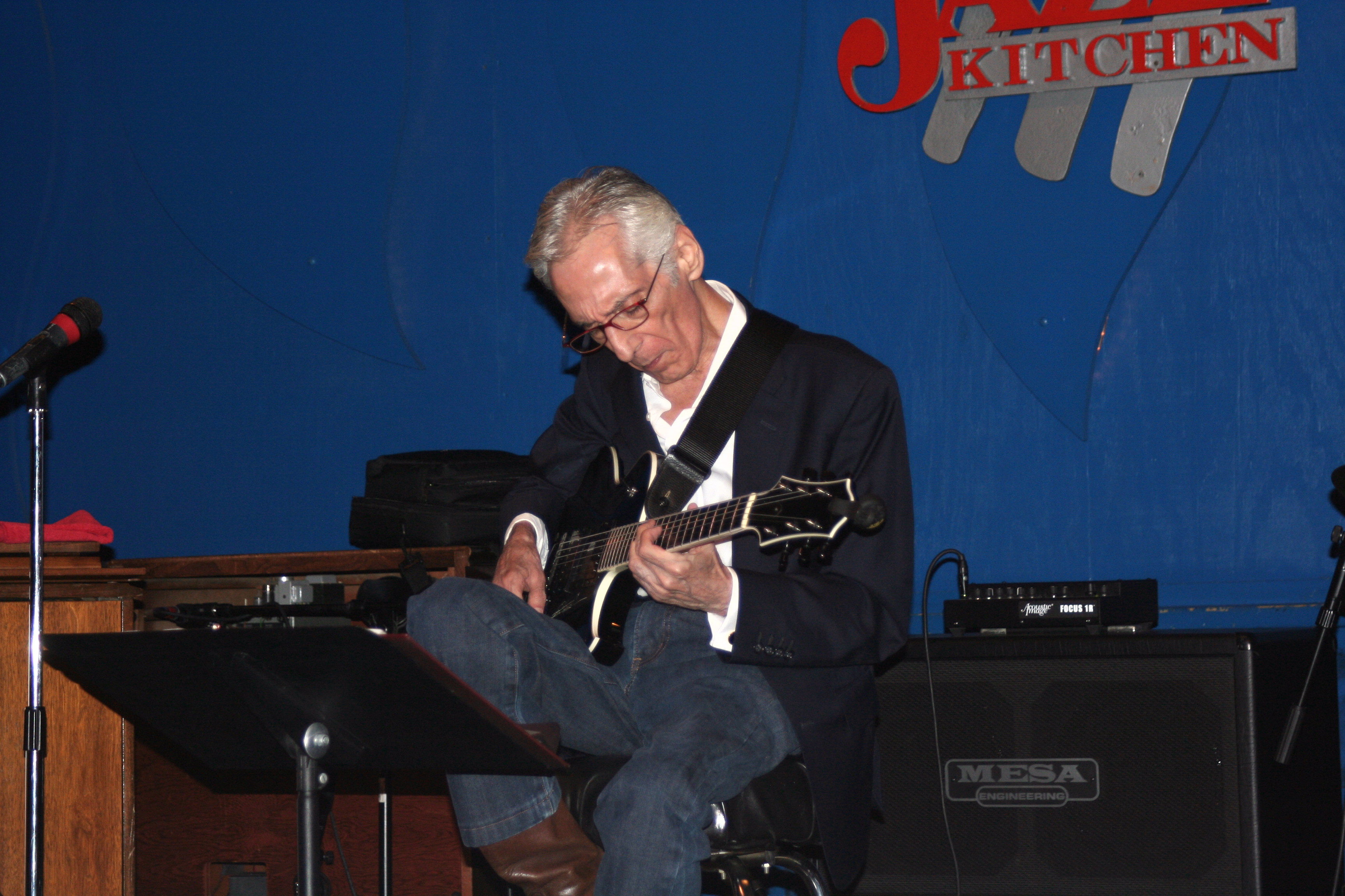 Pat martino trio @ jazz kitchen 2013