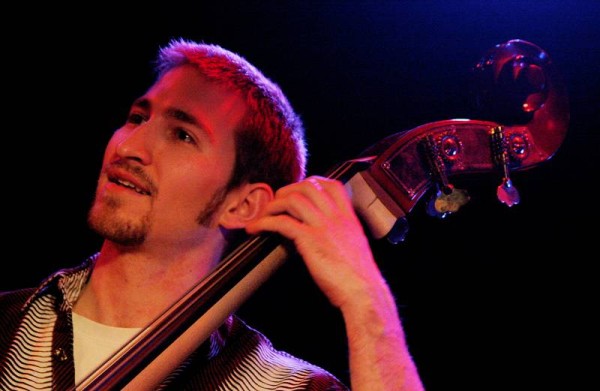 Manu Hagmann with "Kara" at the Sud Des Alpes, Amr, Geneva, Switzerland, March 2006