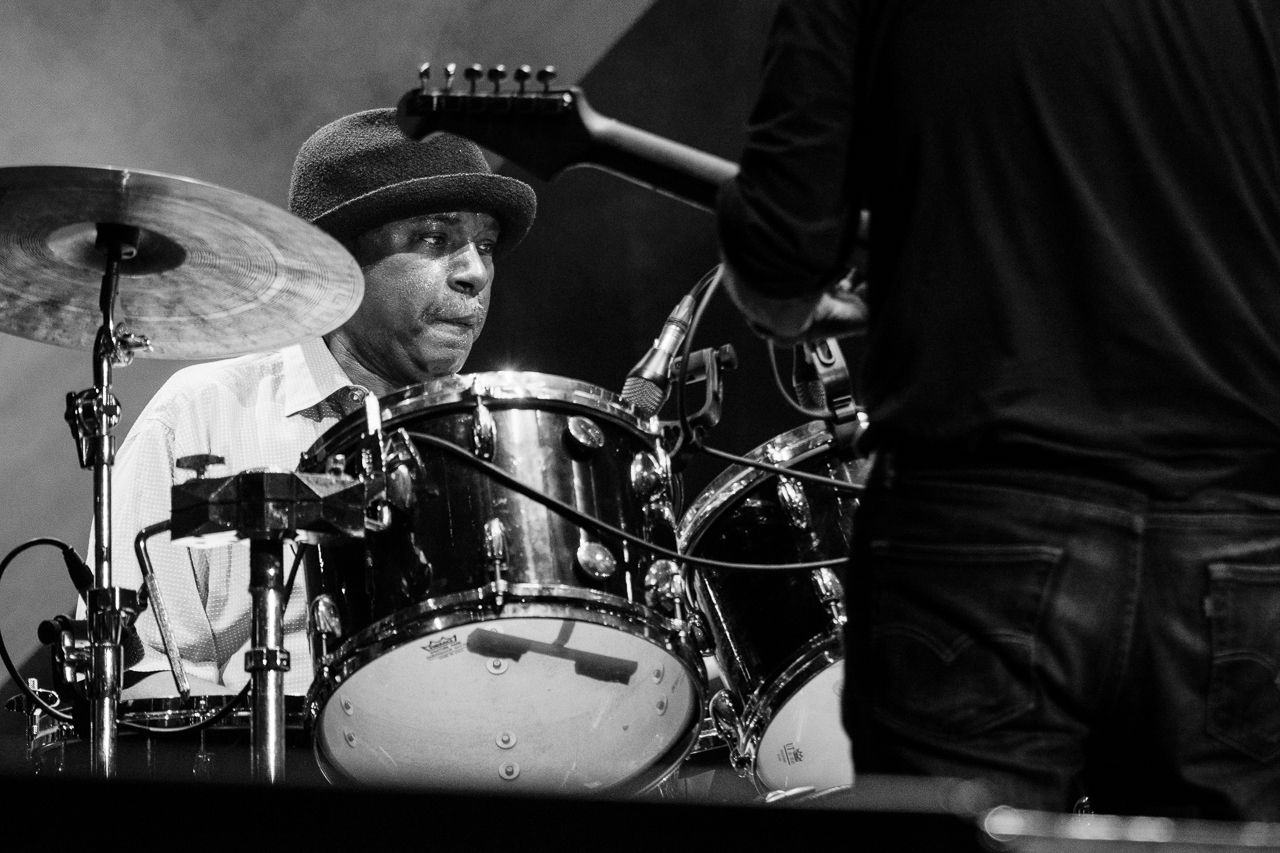 Lenny White