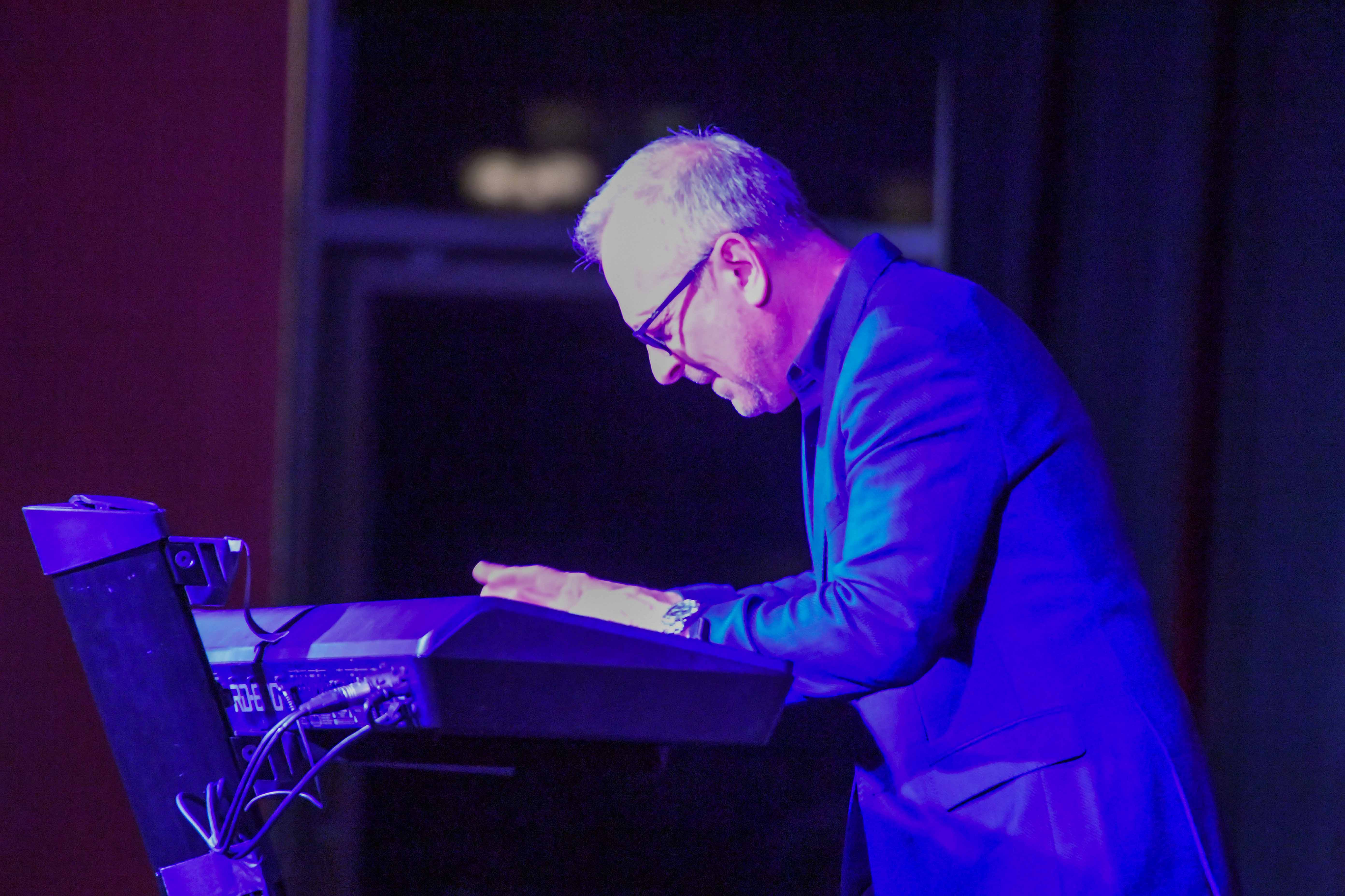Brian Simpson - keyboards