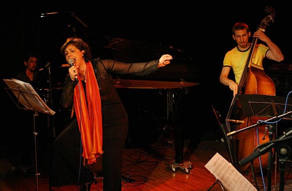 Mariana Correia and Manu Hagmann with "Tropicalismo-Carte Blanche Matthieu Rossignely" at the Sud Des Alpes, Amr, Geneva, Swit
