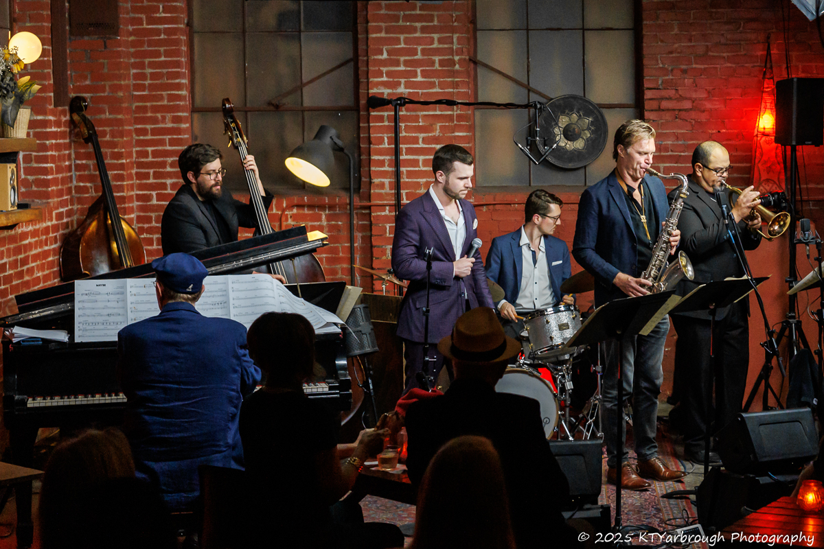 Christian Wiggs in Concert – Songs from Broadway & Cinema