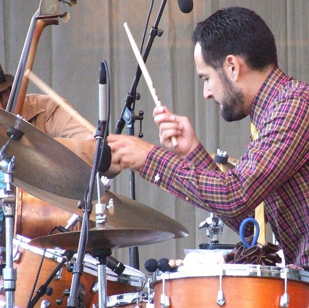 Tomas Fujiwara with Mike Reed's Myth/Science Assembly at 2011 Chicago Jazz Festival