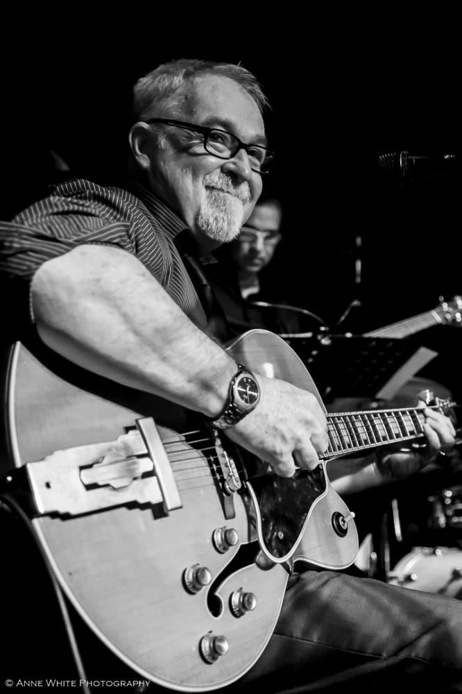 Bill Atkinson - Guitarist with Jen de Ness