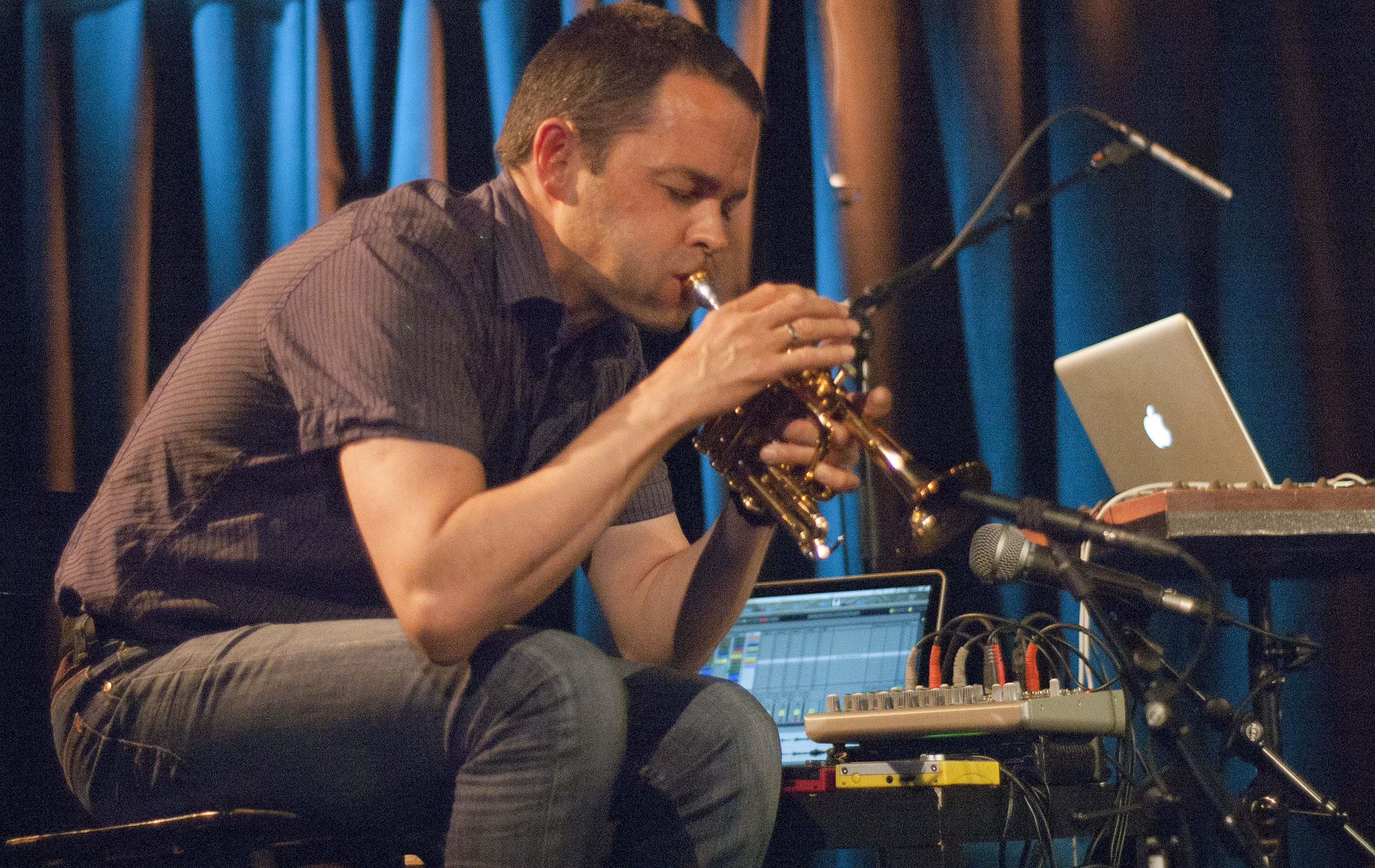 Arve Henriksen, with Arve Henriksen Trio, at Nattjazz 2011