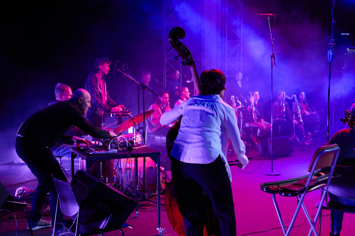 VIENNA IMPROVISERS ORCHESTRA — jazz photo by Michael Fischer | All About Jazz