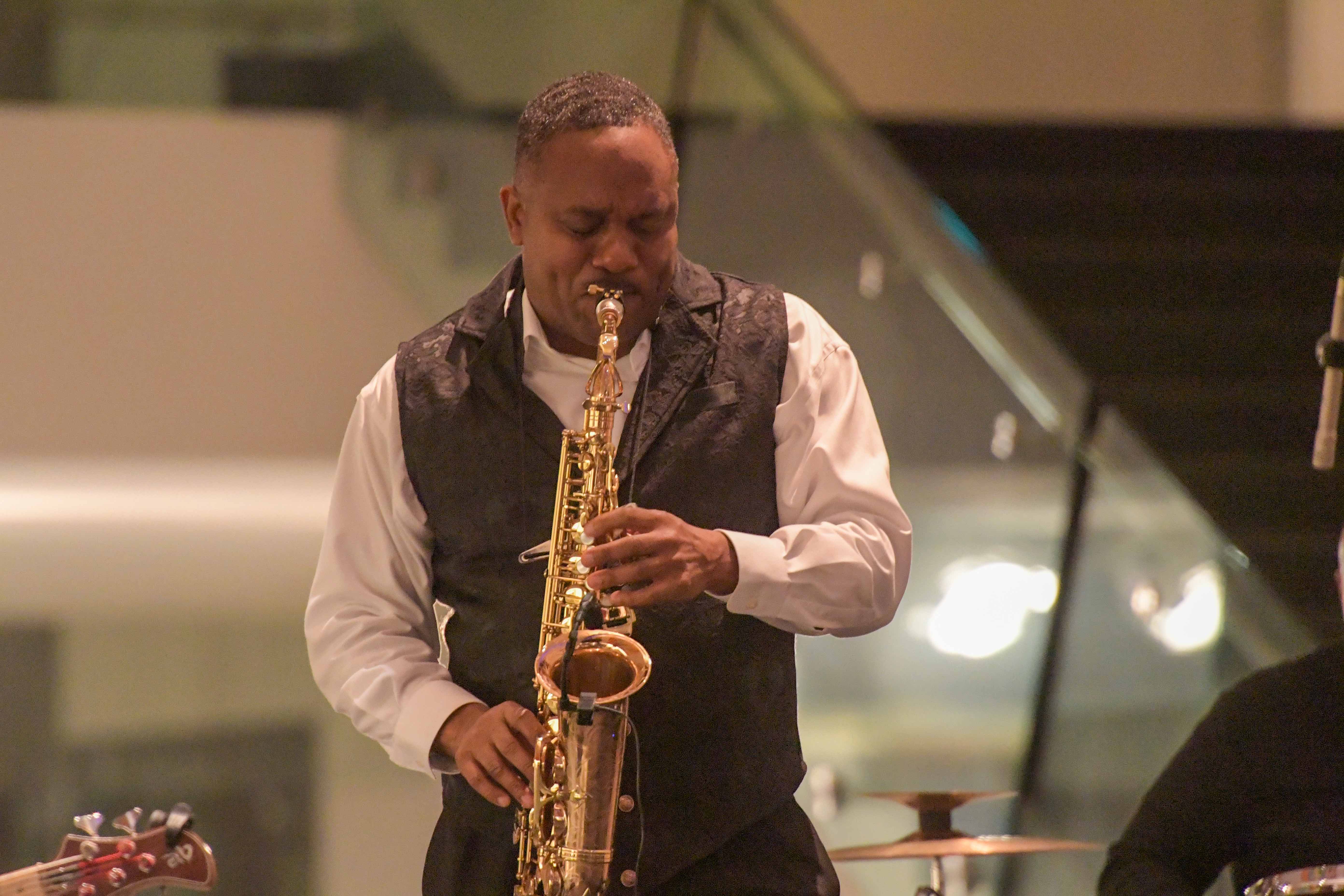 Marcus Click - tenor