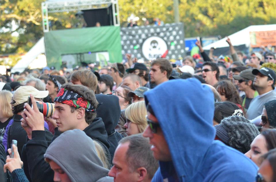 Around Voodoo - Crowd 2
