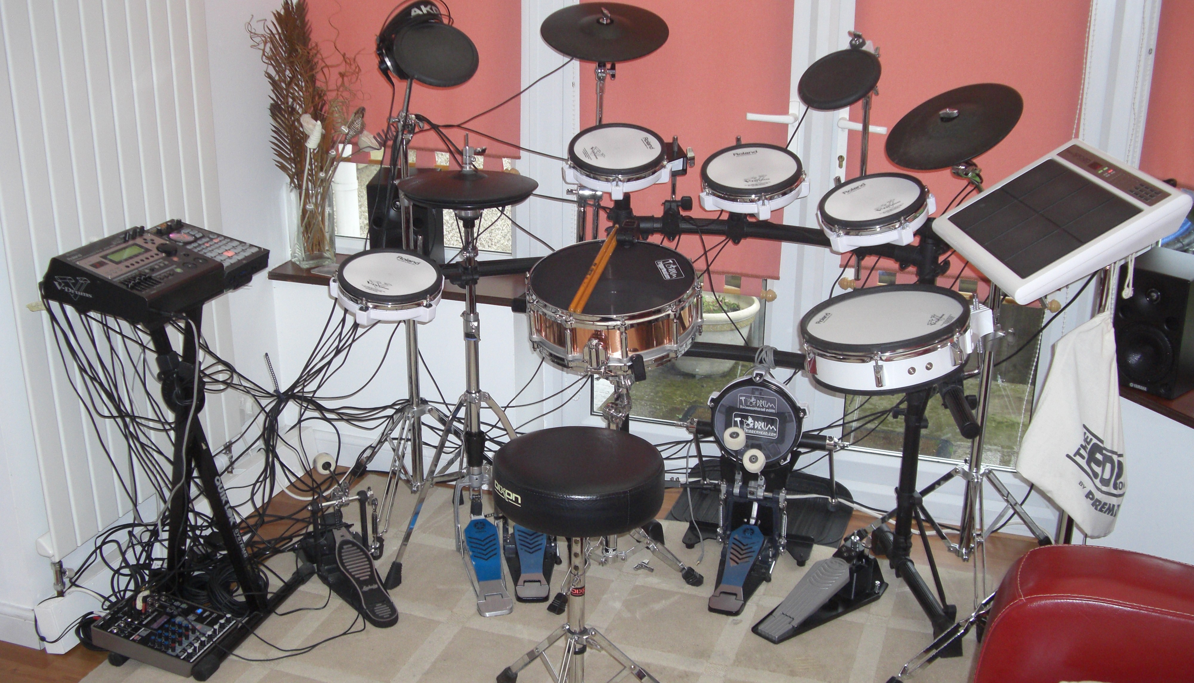 My Kit in Scotland — jazz photo by Johan Bottema | All About Jazz