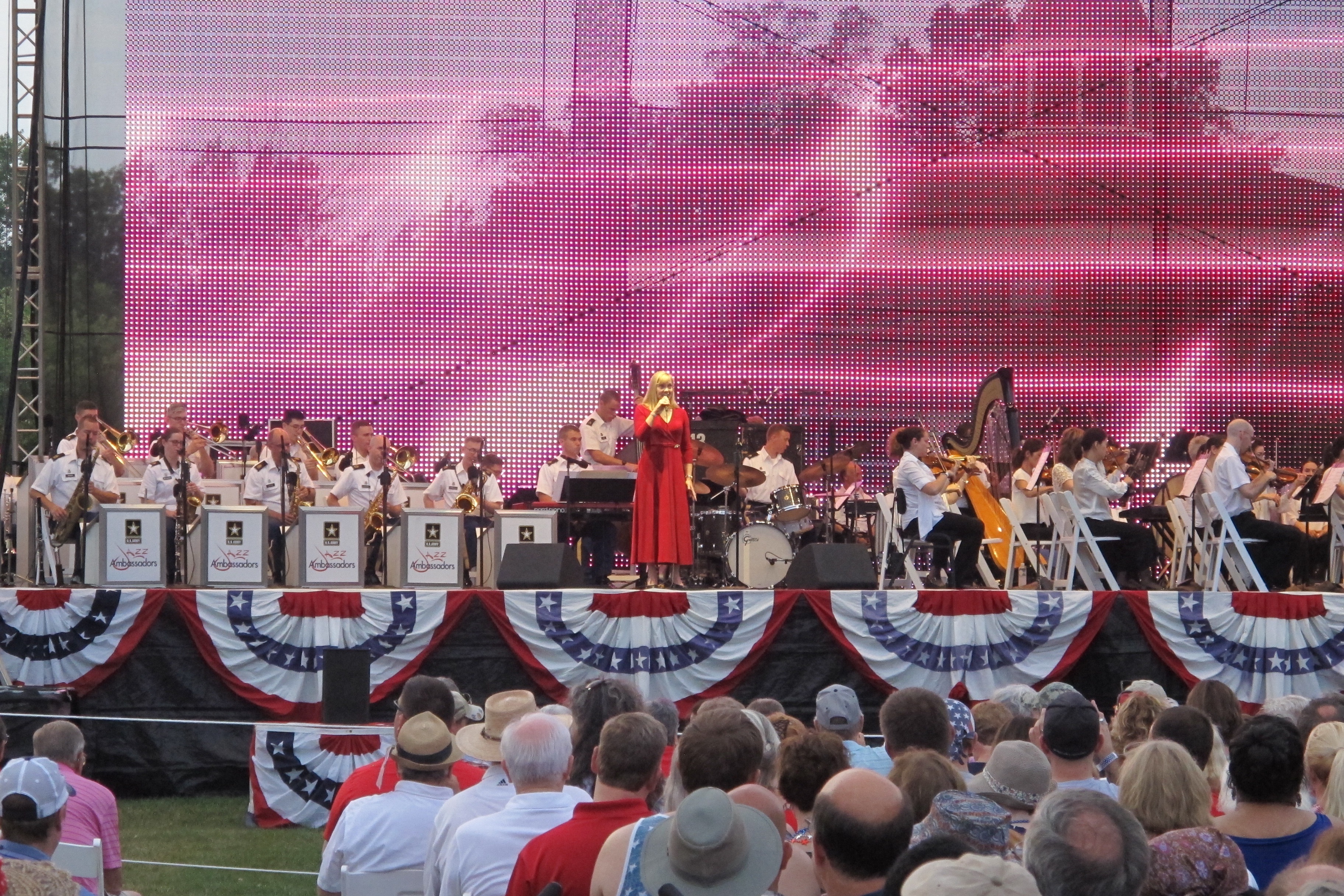 Tish Oney with the DSO and Jazz Ambassadors