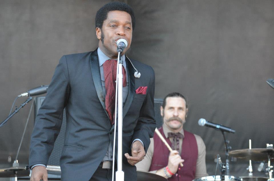 Day 3 - Vintage Trouble 9