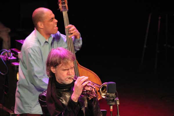 Tom Harrel and Ugonna Okegwo with the "Tom Harrell Quintet" at the Amr Jazz Festival, Alhambra, Geneva, Switzerland, 2005