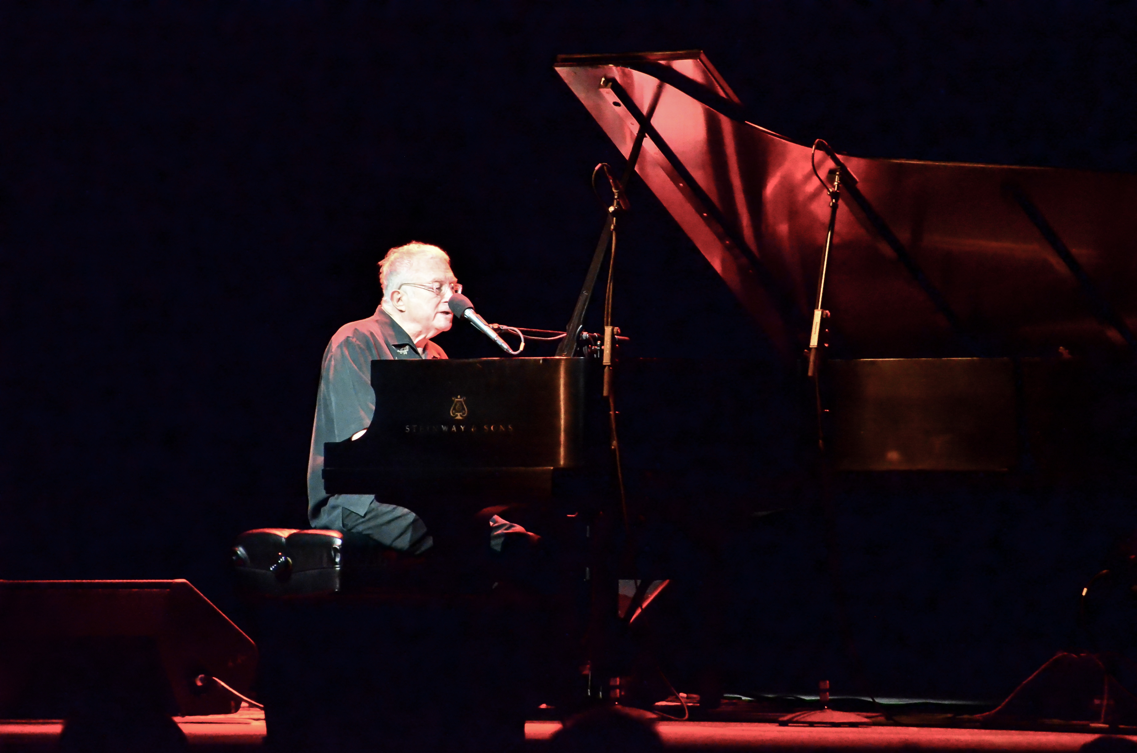 Randy Newman at The Space at Westbury on 4-6-2016. 