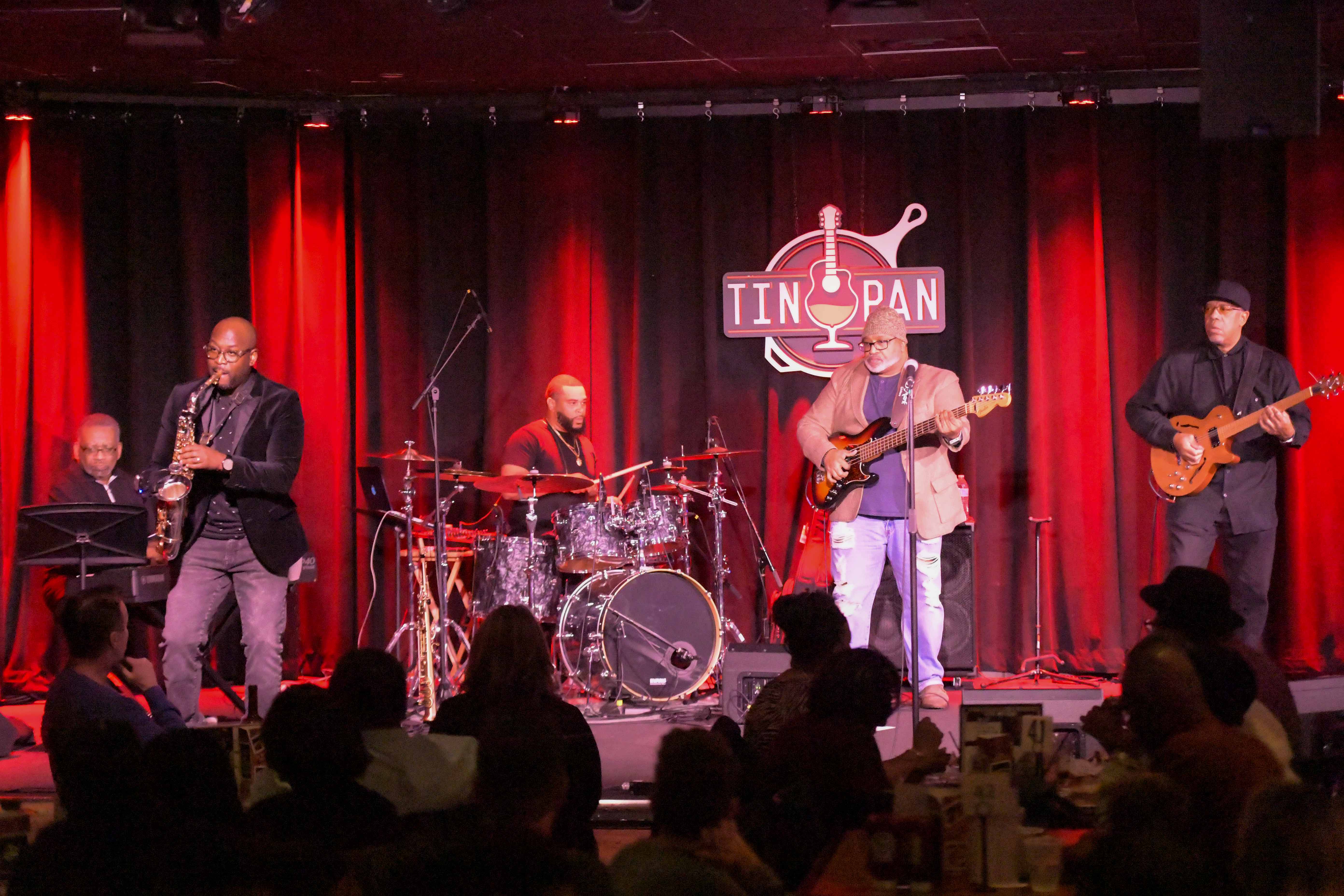 J. White, Ken Fran, James Copeland, Chris Beasley & Fabian Lance