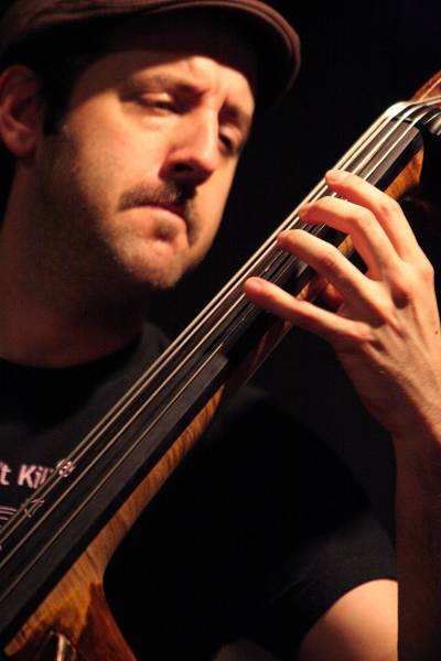 John Hebert with the "Adam Kolker Quartet" at the Fat Cat, Manhattan, New-York, USA, June 2006