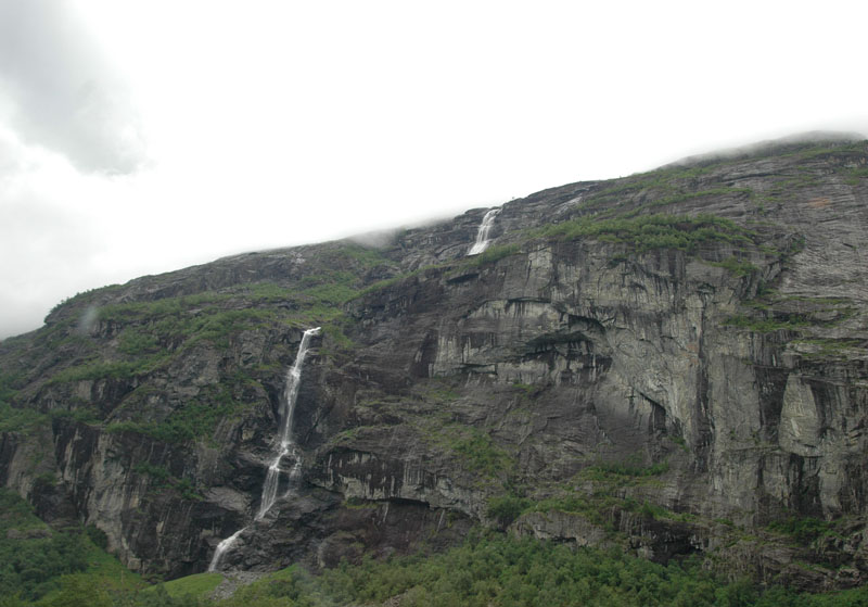 Oslo to Molde Part 2: Train from Domb