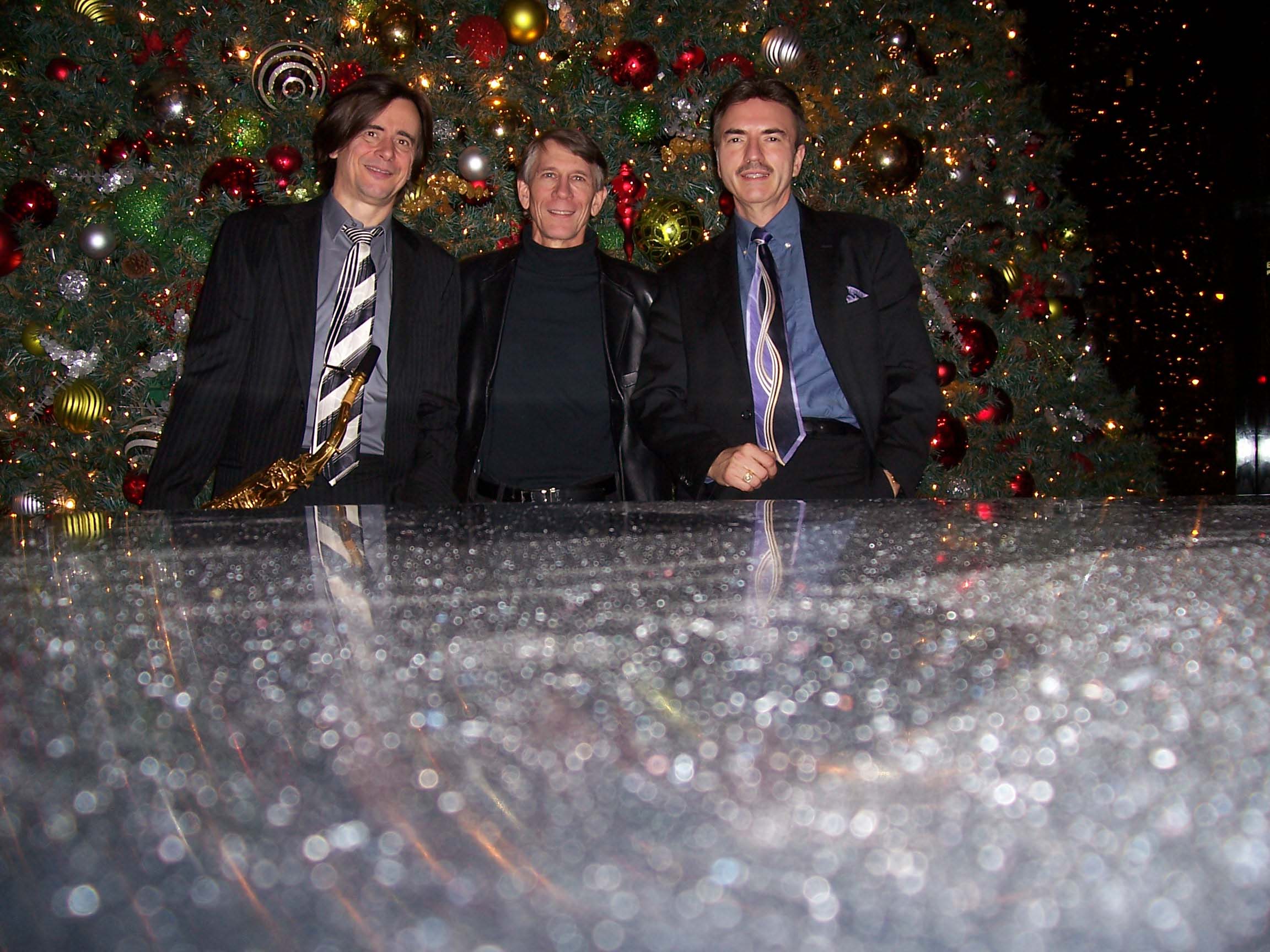 Dez, Rick and Jose-Xmas Gig at Willis Tower Chicago