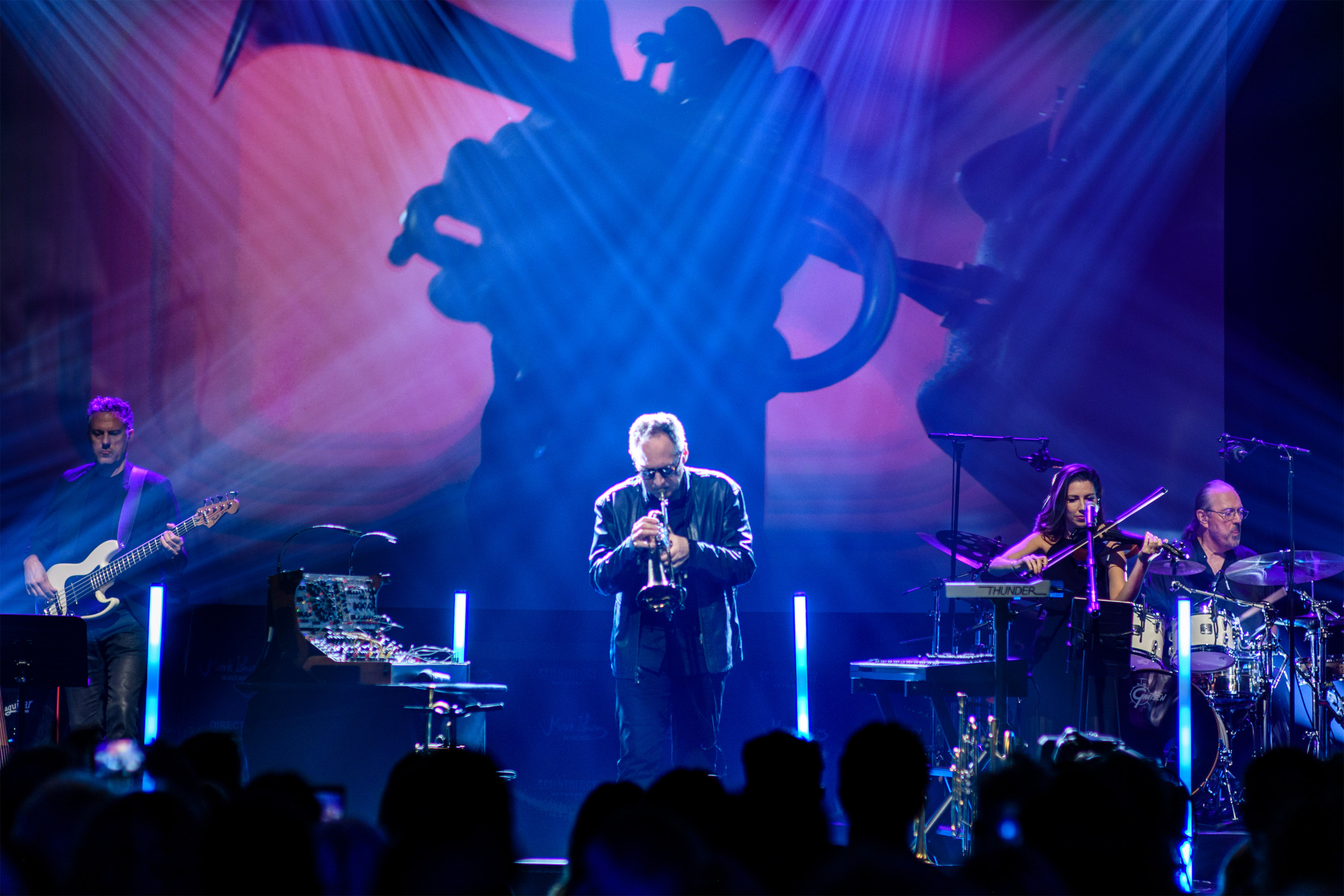 Mark Isham Performs At the Carousel Club — jazz photo by Scientology Network | All About Jazz
