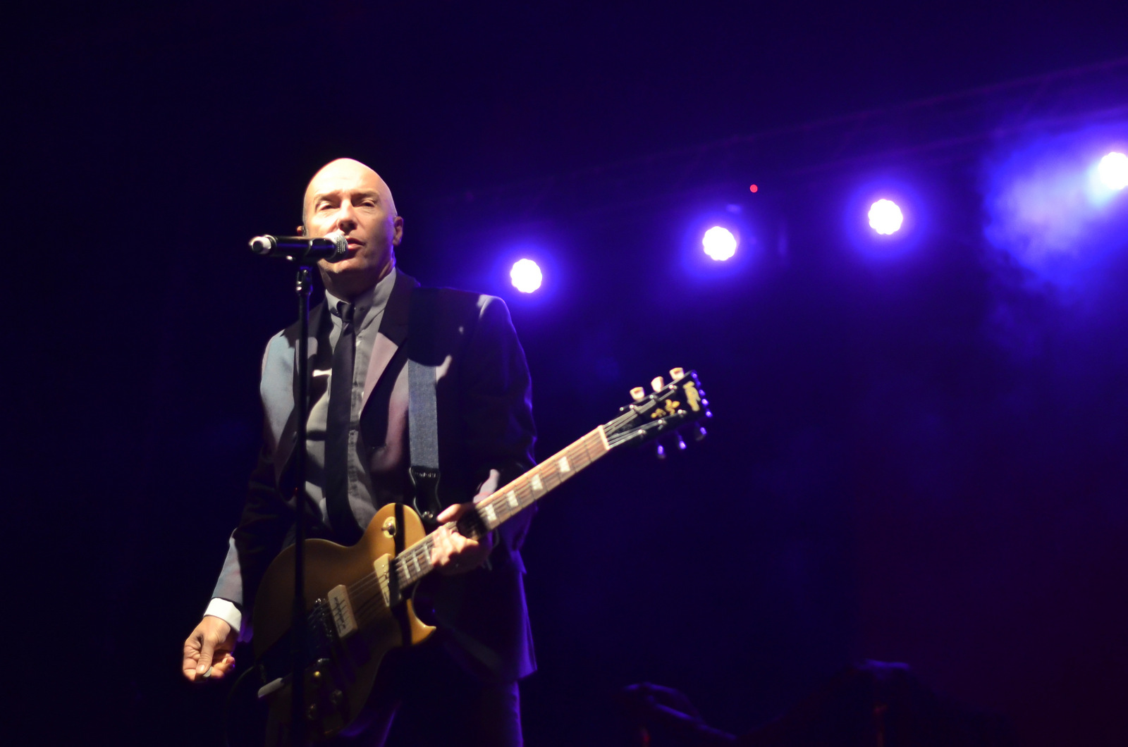 Midge Ure Performing at the Retro Futura Show on 8-23-2014.
