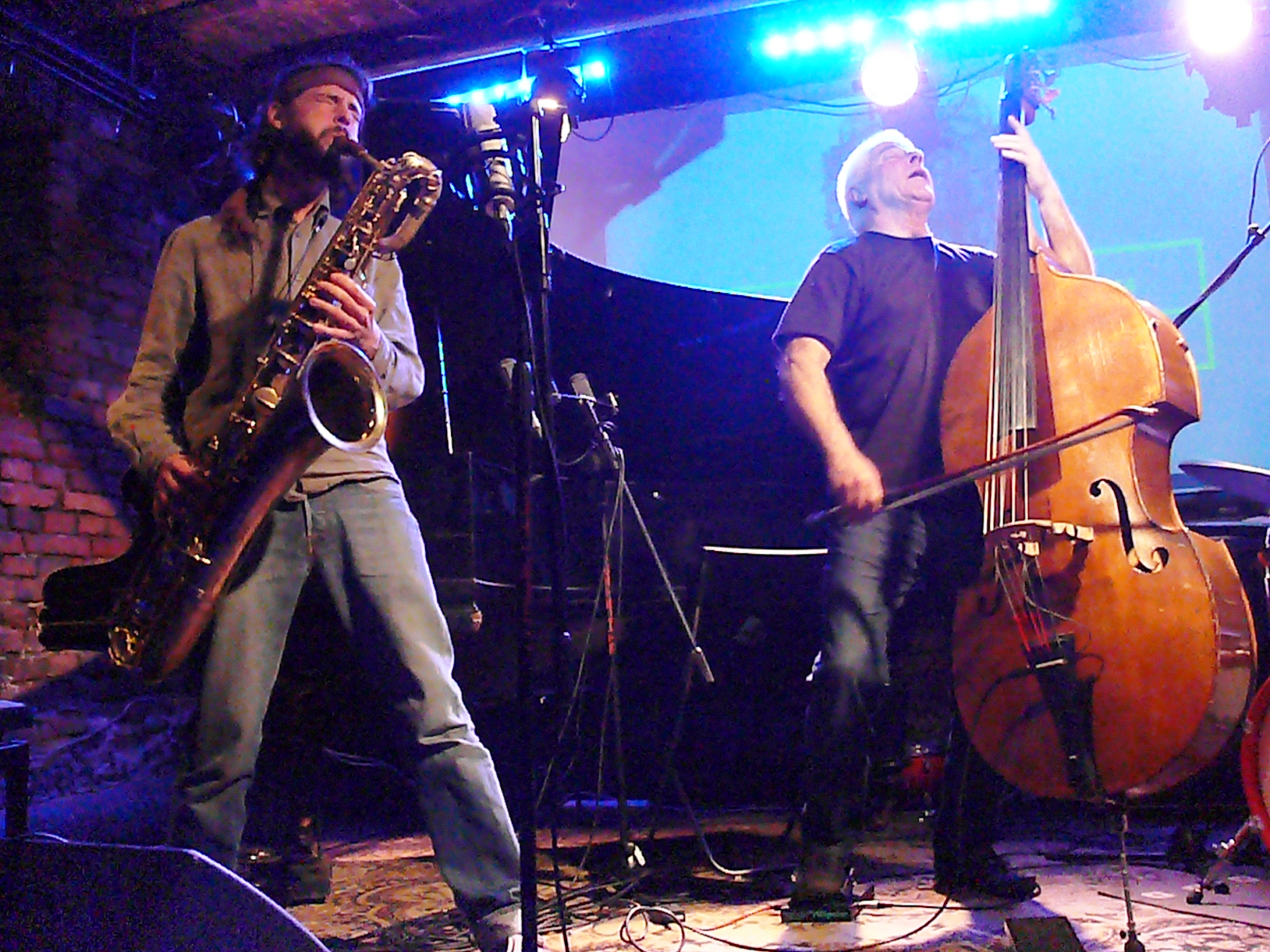 Julius Gabriel and Barry Guy at Alchemia, Krakow in November 2014