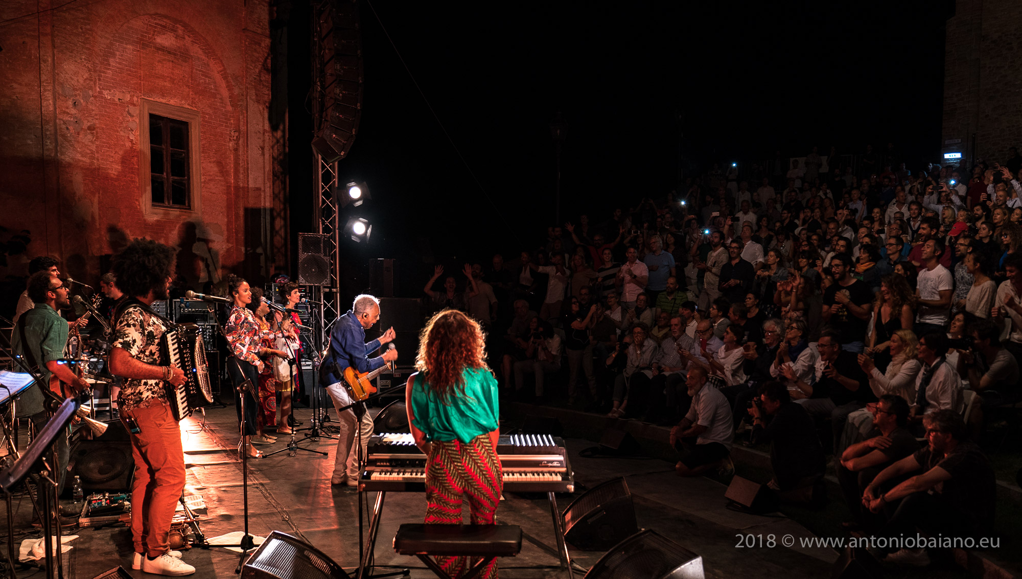 Gilberto Gil's Refavela 40