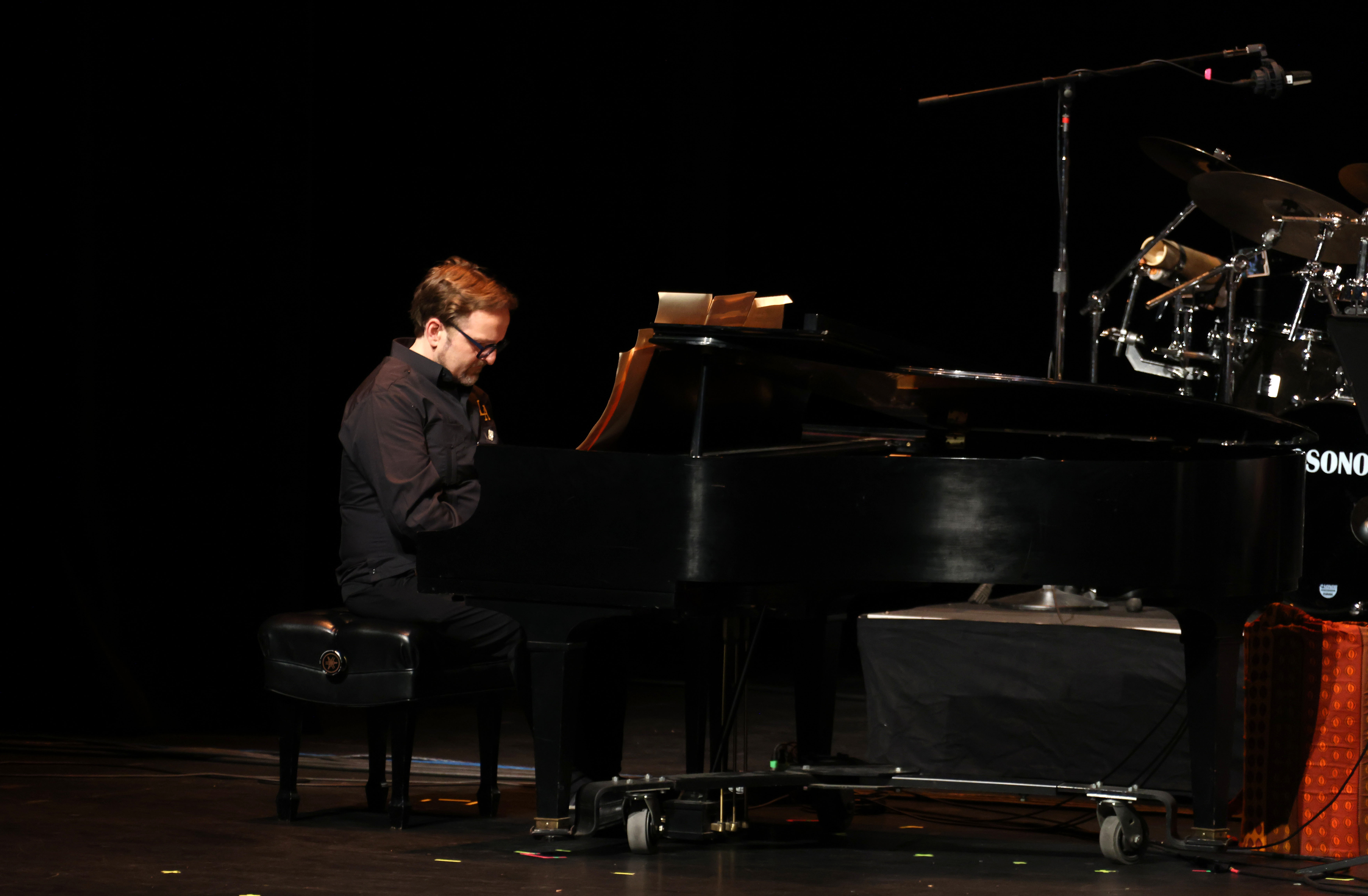 Untitled Jazz Photo — jazz photo by Paul De Castro | All About Jazz