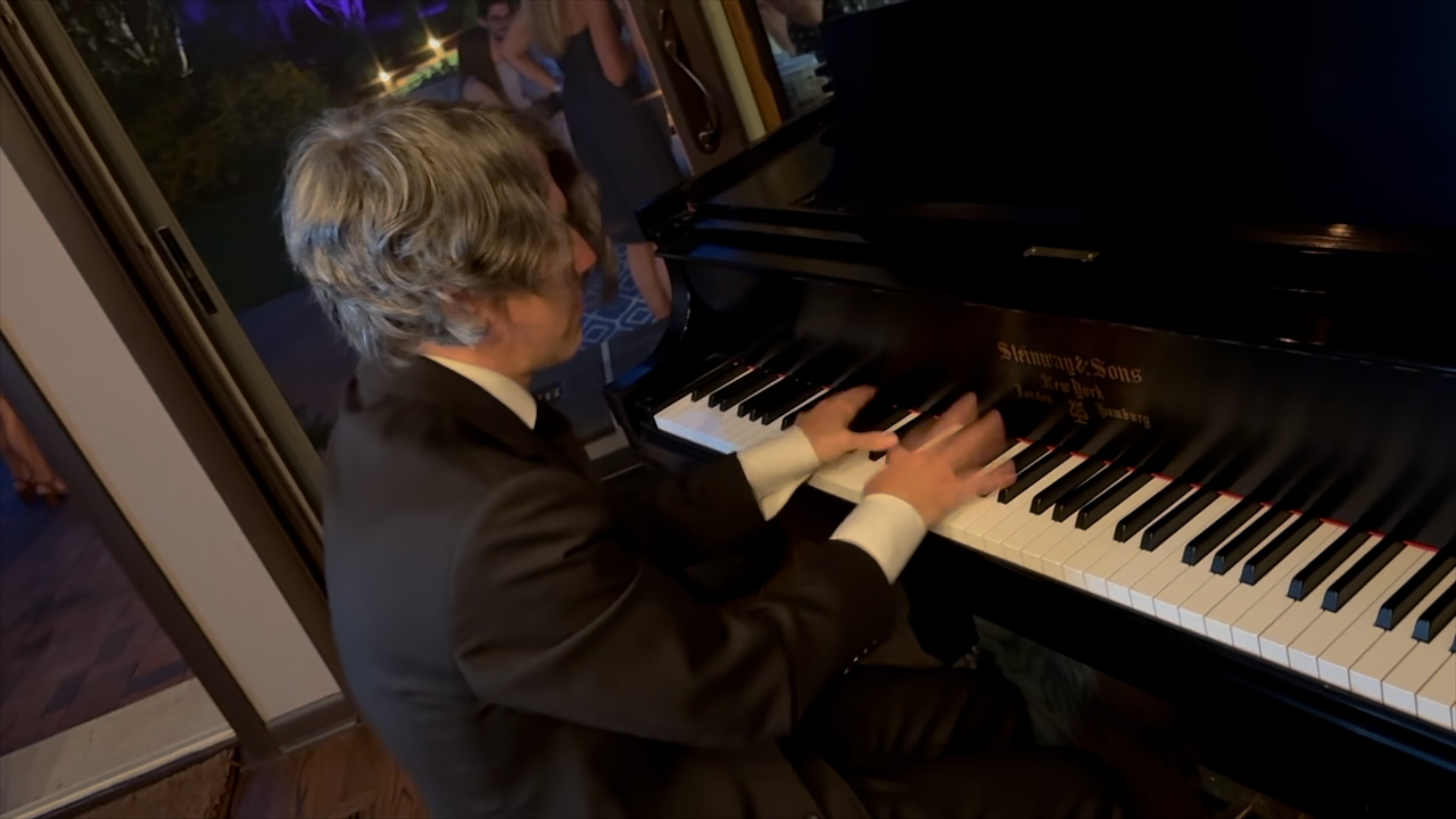 Live Piano at a Private Party — jazz photo by Dave Asher | All About Jazz